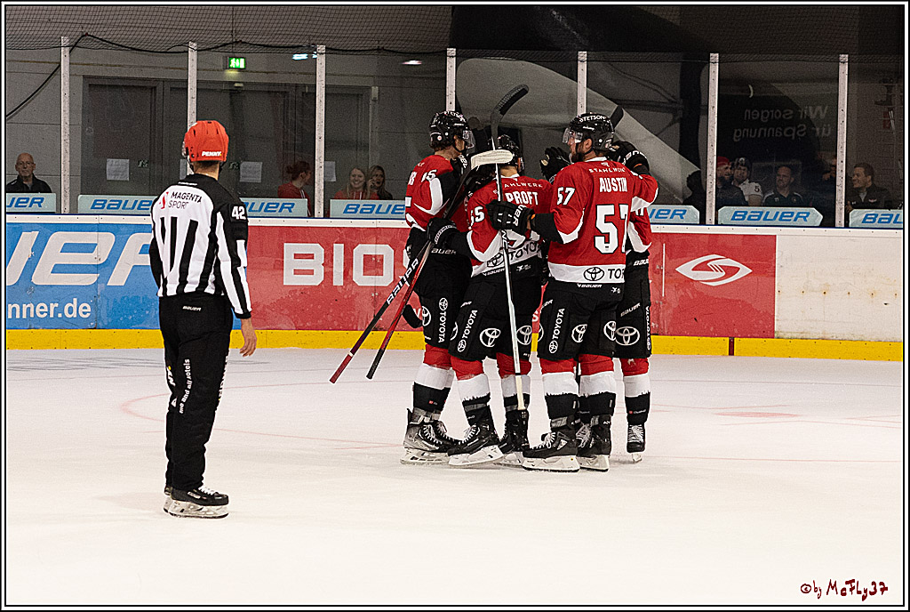 PENNY DEL 1. Testspiel Koelner Haie - Loewen Frankfurt; Koeln, 27.08.2023